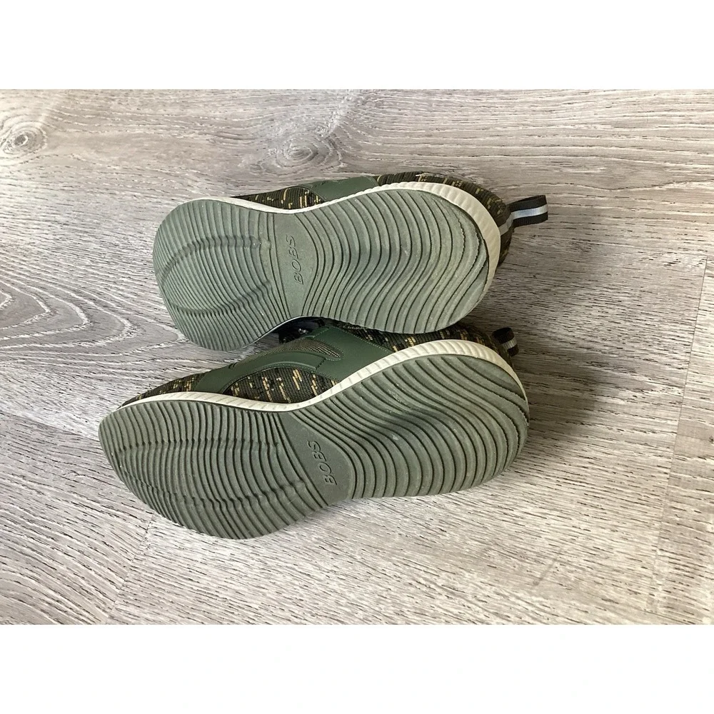 BOBS by Skechers Shoes Sneakers Womens Size 9.5 Green Lace Up Memory Foam 31363